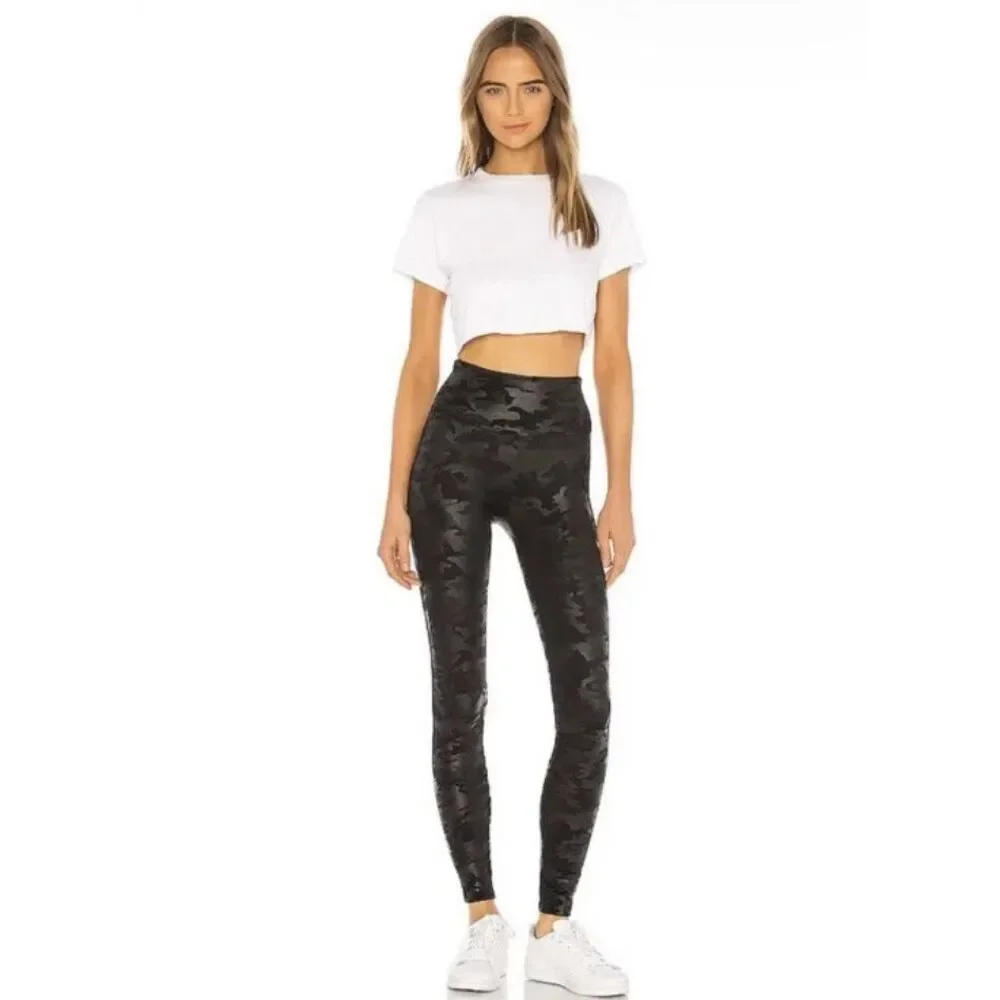 Spanx Faux Leather Leggings Matte Black Camo Size Small